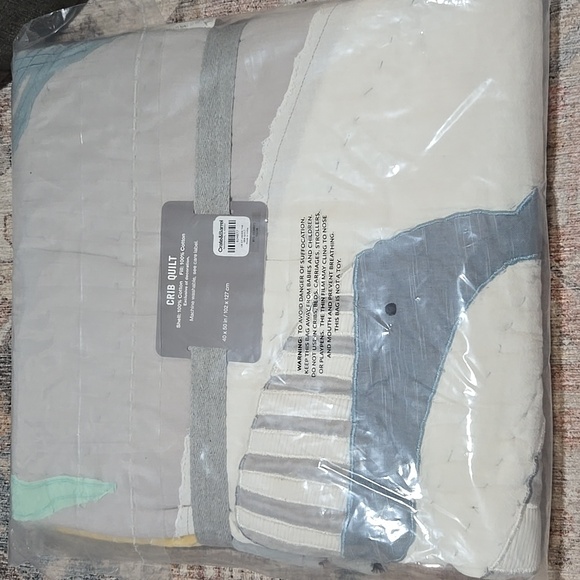 Crate And Kids Gray and Blue Nautical Quilt - Under The SEA - Picture 3 of 3